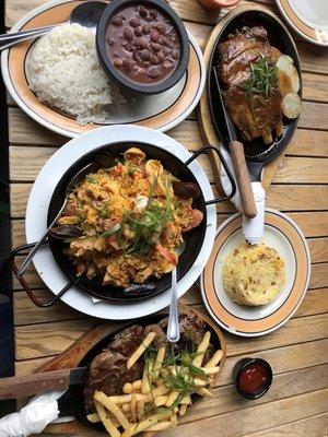 NY Steak, Costilla de Cerdo al BBQ de Tamarindo, Paella Valenciana