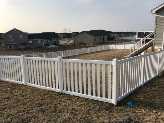 Maintenance free, vinyl fence project