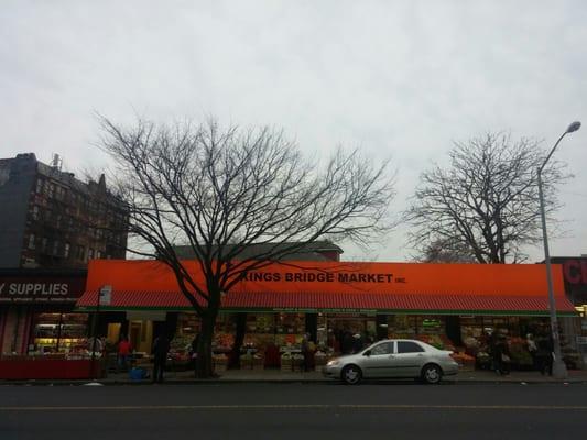 Kings Bridge Market