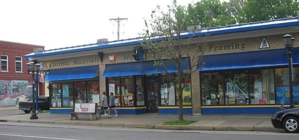 The front of Wet Paint, located at the corner of Grand & Cambridge (2 blocks west of Snelling) in Saint Paul, MN.