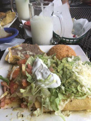 Enchiladas  verdes