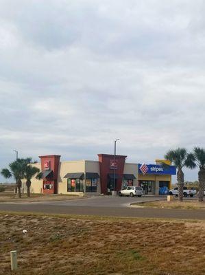 Just two blocks north of the Reynosa / Hidalgo International Bridge