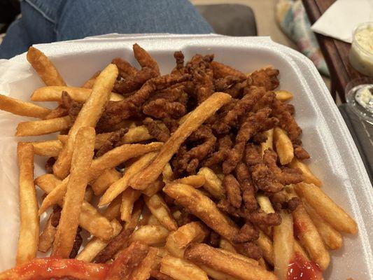 Fried clams and french fries.