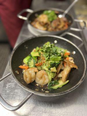 Garlic shrimp bok choy and shiitake sauce