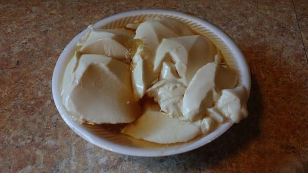 Fresh tofu with sweet ginger sauce