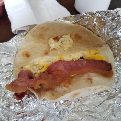 Bacon and egg taco