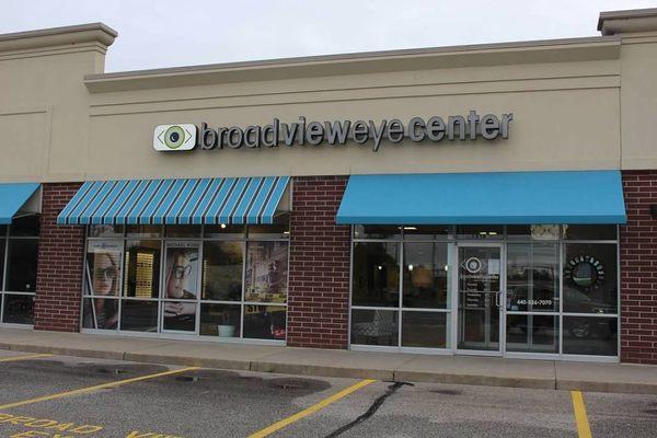 Broad View Eye Center - Berea