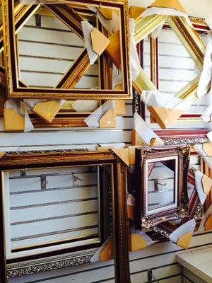 Large selection of frames for photos and paintings