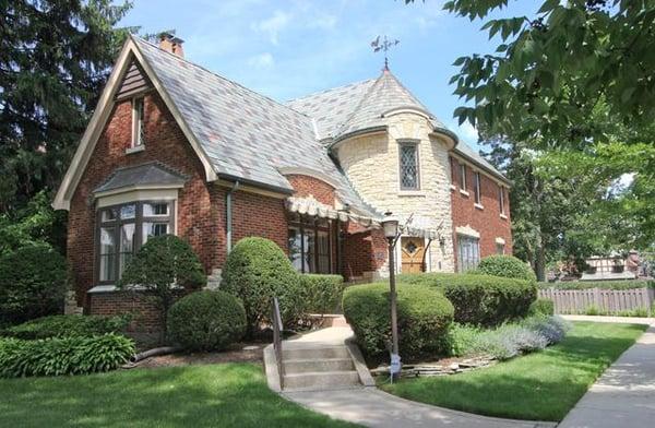 Beautiful Oak Park home sold in 2014