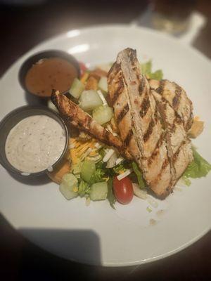 Garden Salad with grilled chicken