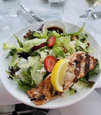 Strawberry Walnut Salad with Salmon