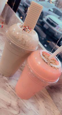 Strawberry yogurt with granola & Coffee shake