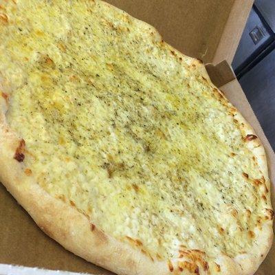 White garlic pizza