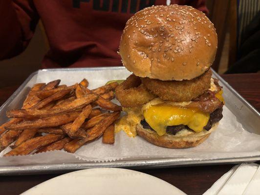 Pretzel burger