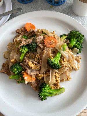 Beef pad see-ew