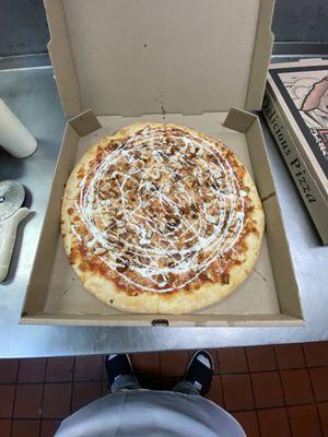 Chicken bacon ranch pizza