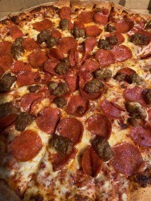 $12.99 ... XL ... sausage and pepperoni ... yes, please!