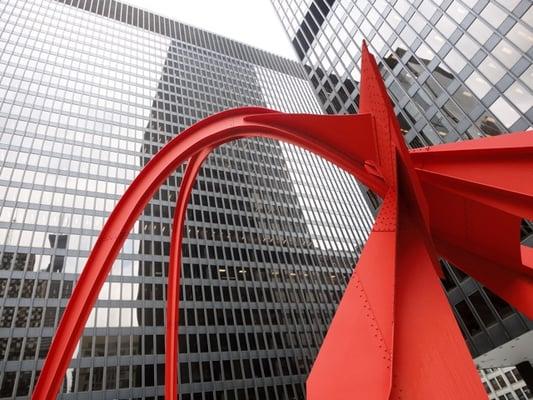 Chicago Savvy Tours offers Mies van der Rohe Tours.