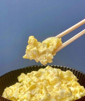 Mayo base. Simple egg salad. Allergy Info: Eggs Other Info: Ovo-VG