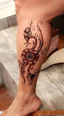 We offer henna tattoo