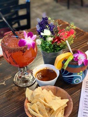 Love the complimentary chip and warm salsa. Must try these 2 beautifully created cocktails!