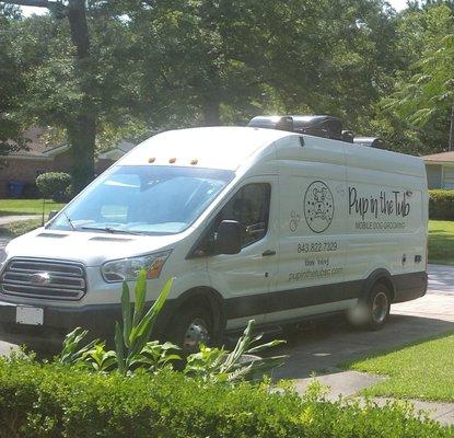 Mobile grooming van