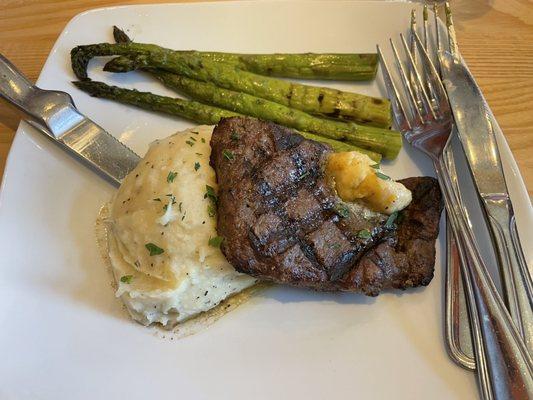 Black Angus Flat Iron Steak