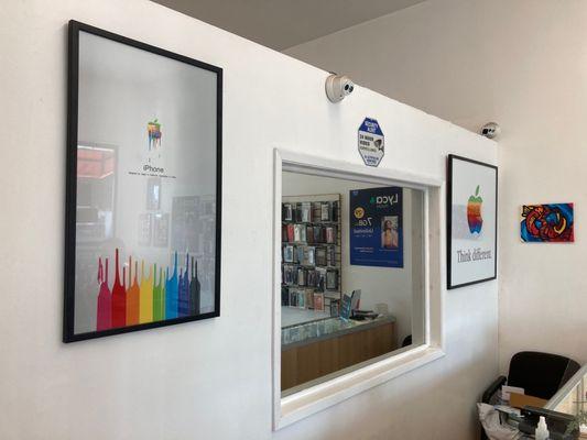 LA IPhone Repair & Unlock Center