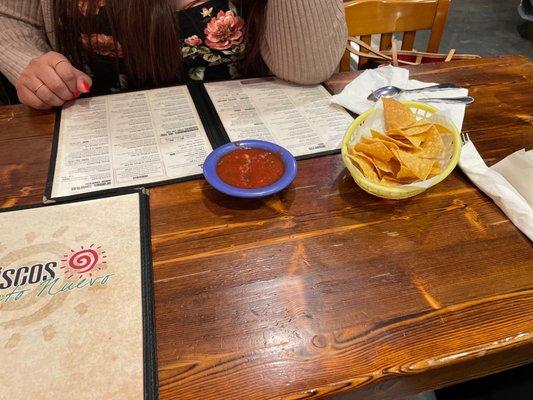 About to get dinner started! @ Mariscos Puerto Nuevo