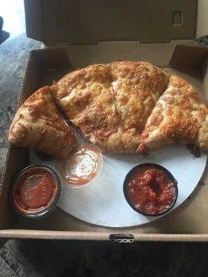 pepperoni calzone