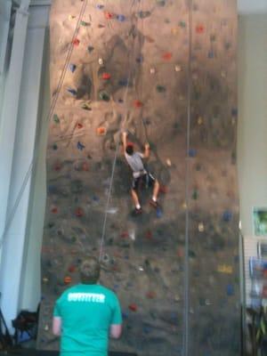 Climbing wall