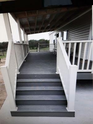 New deck with rails