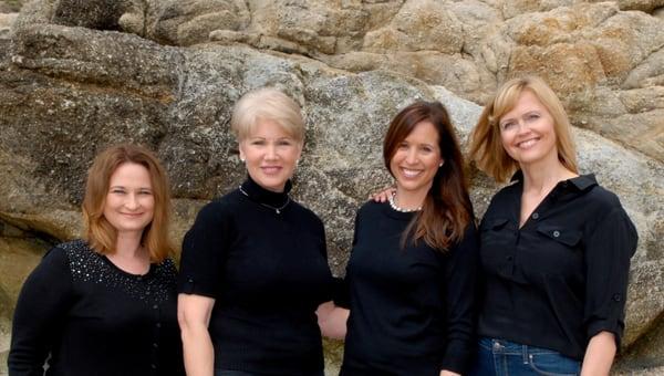 Kelly.K, Pat, Diane, Kelly.A
Our Hygiene Team is committed to providing excellent patient care with Dr. Sottosanti.