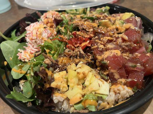 Large half salad half brown rice, tuna luau, limu tuna, mango, masago, cucumber, pickled radish, furikake, fried onions,