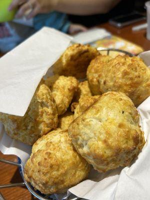 Cheddar Bay Biscuits