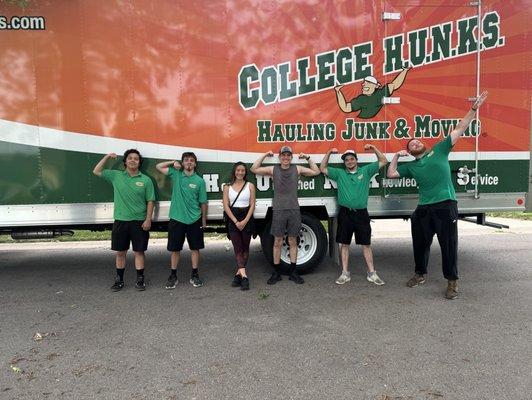 College HUNKS Hauling Junk and Moving Eureka