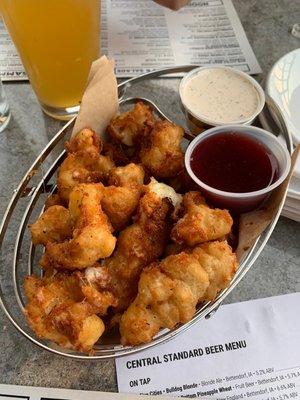 Wisconsin White Cheddar Cheese Curds