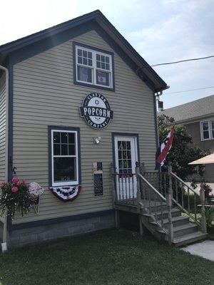 Air conditioned shop right across from the town docks in Clayton