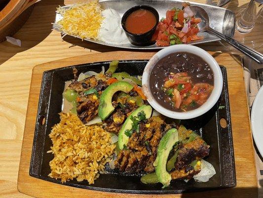 Black Bean & Veggie Fajitas (with Avocado)