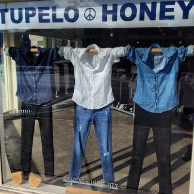 Tupelo Honey