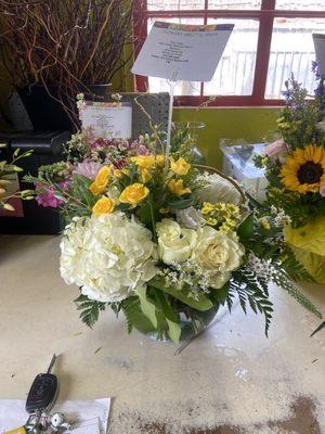 White and yellow arrangement