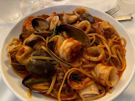 Great linguini special with seafood