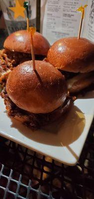 Pulled pork sliders