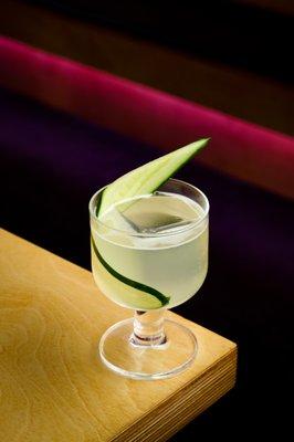 TEPACHE
tequila, shochu, fermented cucumber, yuzu, chili soda