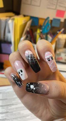 Halloween nails