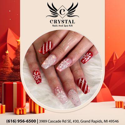 Embrace the festive spirit with stunning red nails this Christmas!