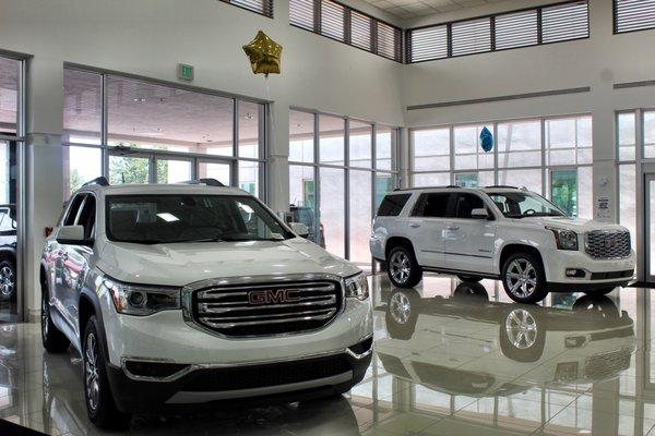 Interior Buick-GMC Showroom