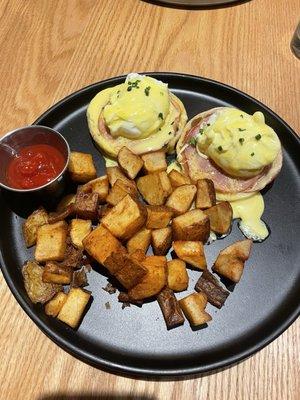 eggs benedict