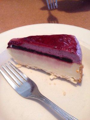 Blackberry sour cream cheesecake