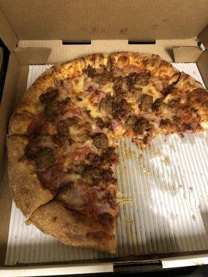 Meat pizza